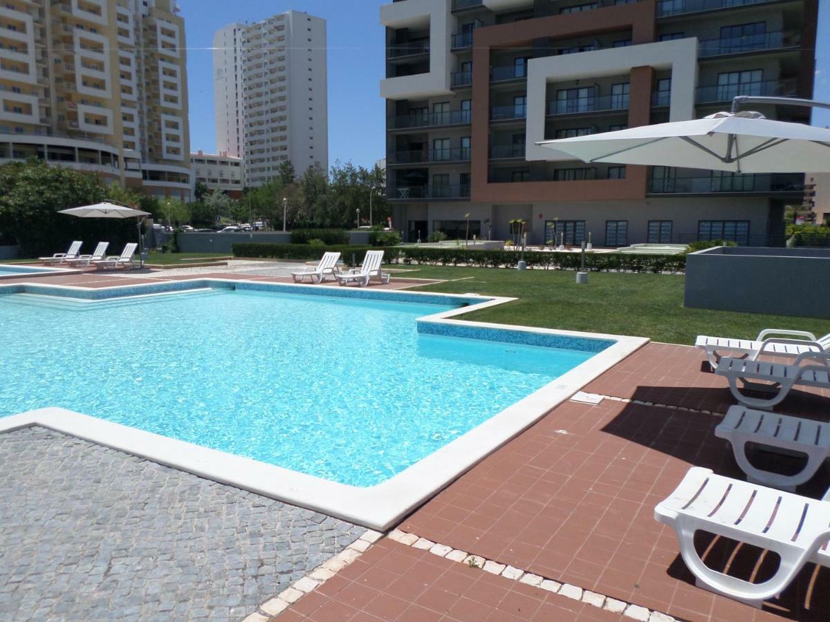 Rocha Tower By Beach Rentals Exteriér fotografie